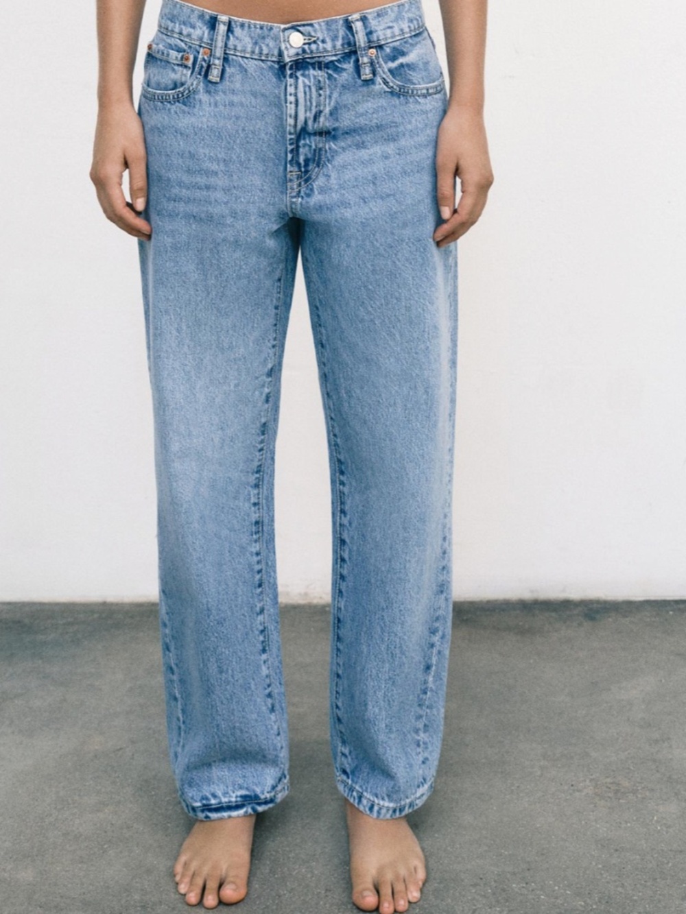 Zara Women’s Cropped Mid Rise Jeans